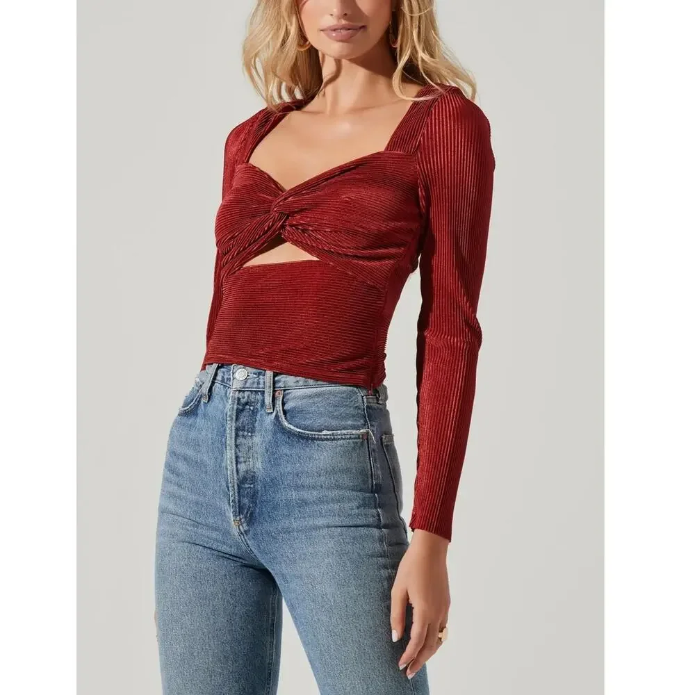 Astr The Label Plisse Cut Out Twist Bust Top Brick Color Size Medium